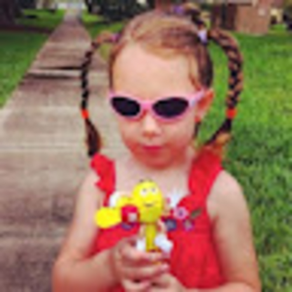 Meet your Posher, Mia